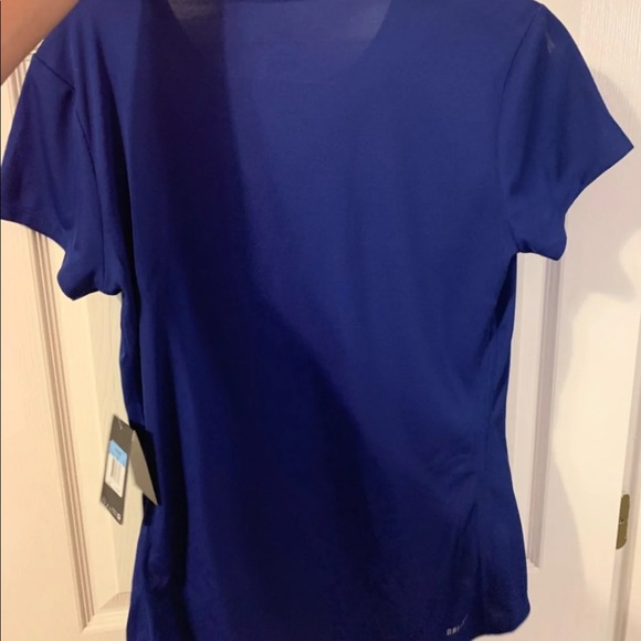 Nike womens dry-fit shirt - Picture 3 of 3